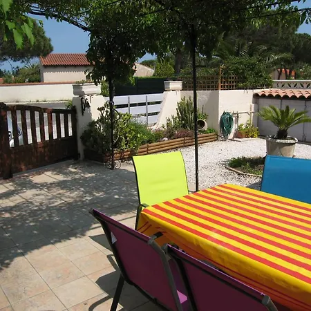 Charmante T3 Climatisee Avec Veranda, Terrasse Et Jardinet - Proche Et Commerces - Fr-1-106-54 וילה