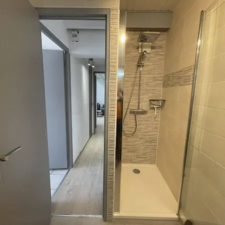 Vila Charmante T3 Climatisee Avec Veranda, Terrasse Et Jardinet - Proche Et Commerces - Fr-1-106-54 *