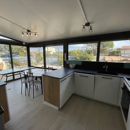 Charmante T3 Climatisee Avec Veranda, Terrasse Et Jardinet - Proche Et Commerces - Fr-1-106-54 Vila Saint-Cyprien (Pyrenees-Orientales)