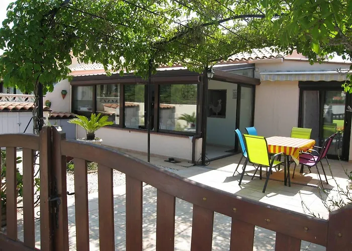 Charmante T3 Climatisee Avec Veranda, Terrasse Et Jardinet - Proche Et Commerces - Fr-1-106-54 Willa Saint-Cyprien (Pyrenees-Orientales)