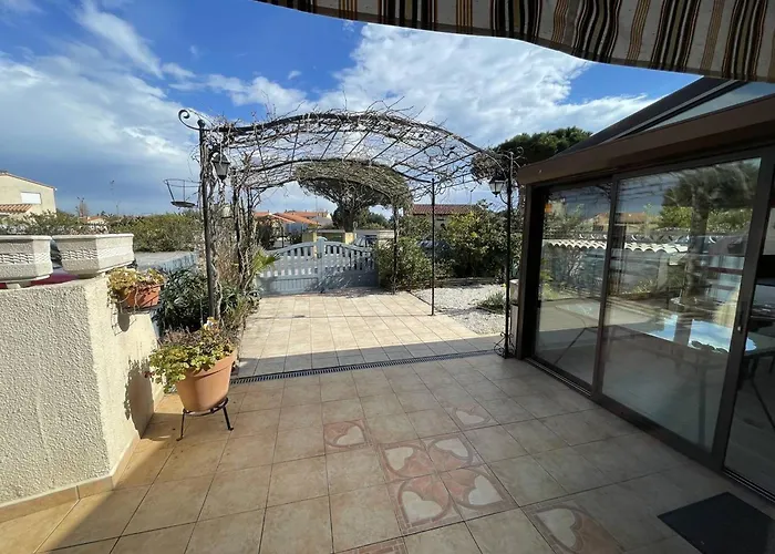Charmante T3 Climatisee Avec Veranda, Terrasse Et Jardinet - Proche Et Commerces - Fr-1-106-54 * Saint-Cyprien (Pyrenees-Orientales)